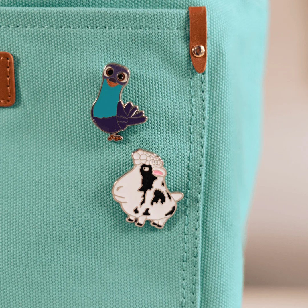 The Pigeon Trading Pin - Image 3